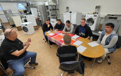 Meeting on repairmen education challenges